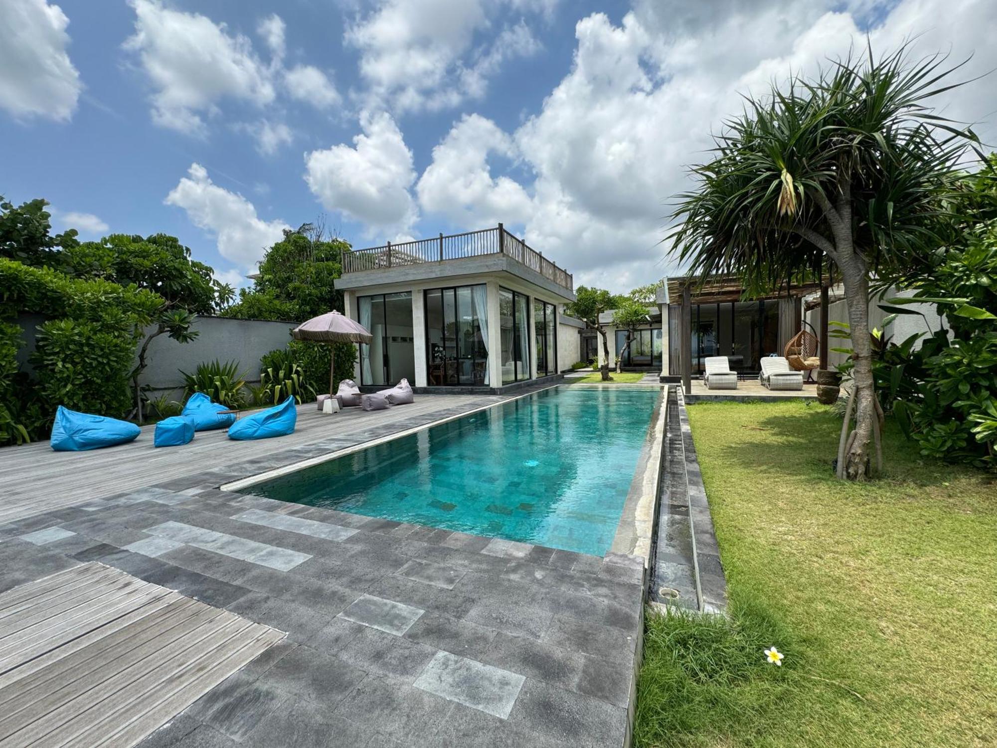 Ketewel Beach Villas And Spa ภายนอก รูปภาพ