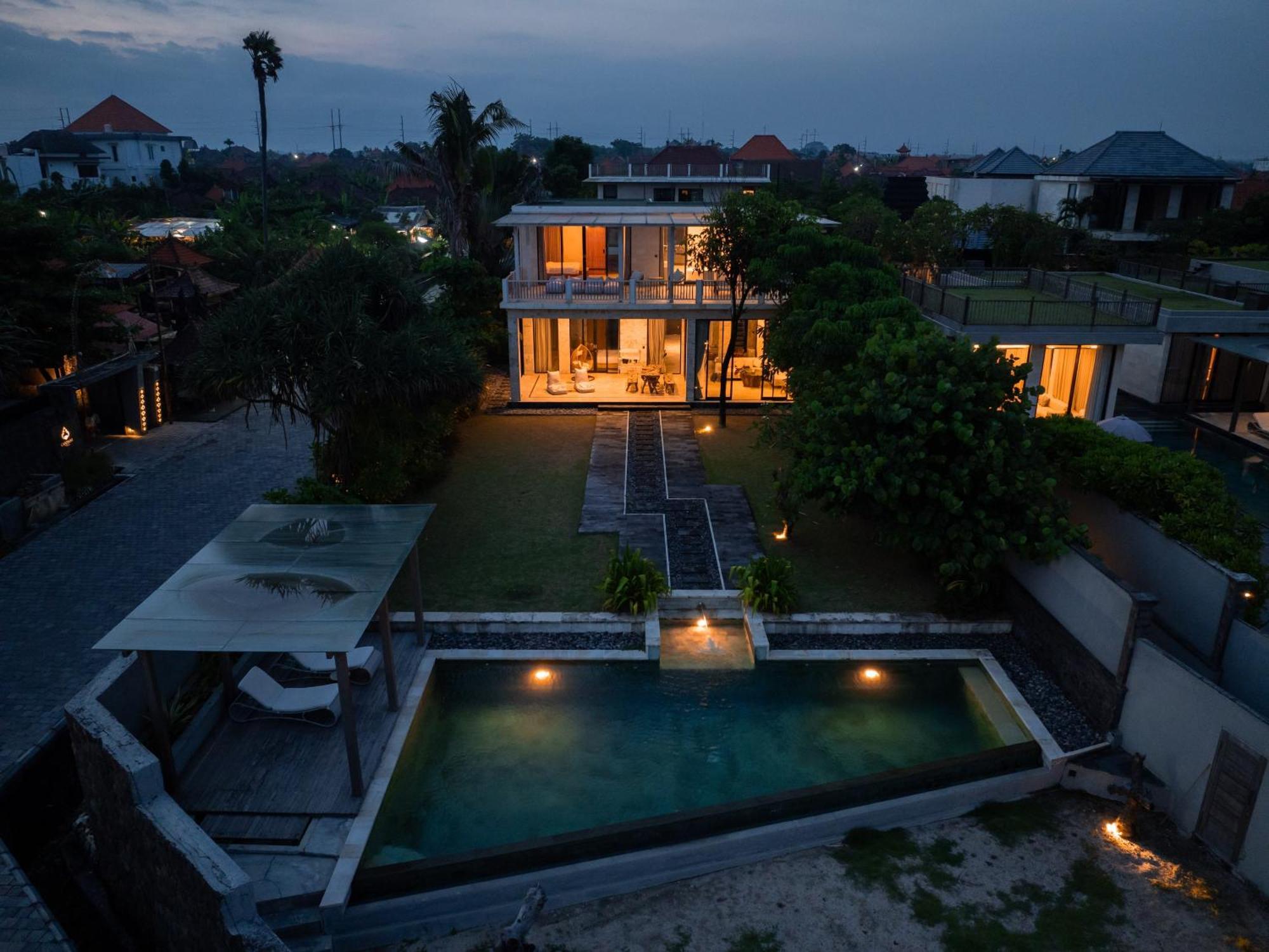 Ketewel Beach Villas And Spa ภายนอก รูปภาพ