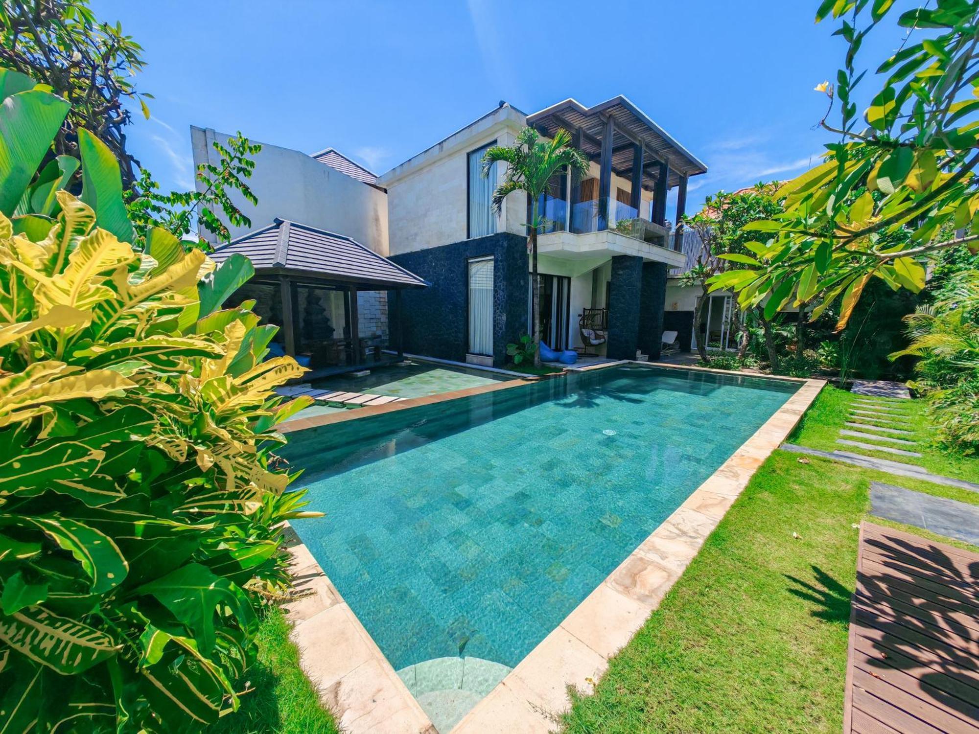 Ketewel Beach Villas And Spa ภายนอก รูปภาพ